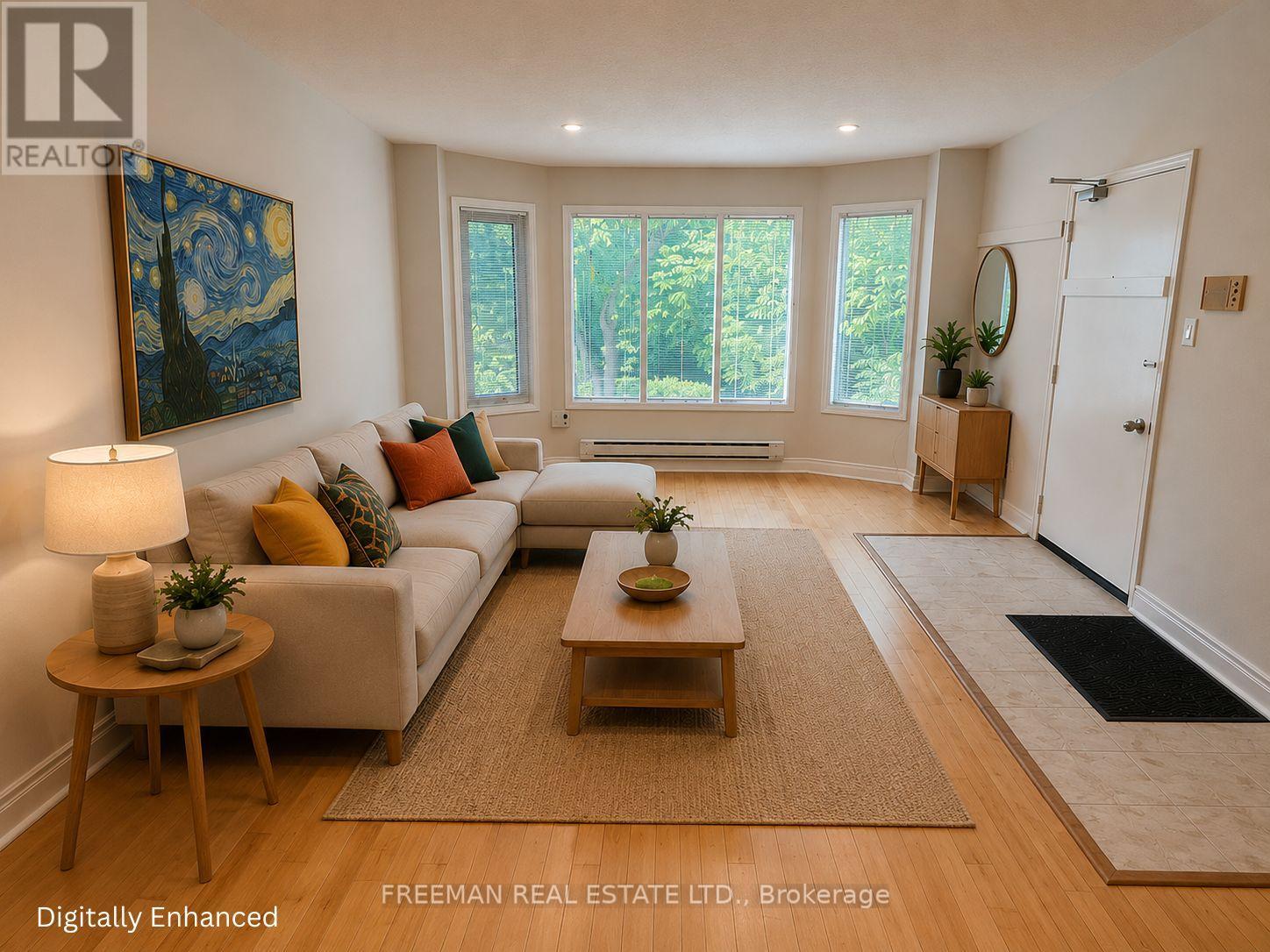 Main - 72 Vermont Avenue, Toronto, Ontario  M6G 1X9 - Photo 5 - C13433692