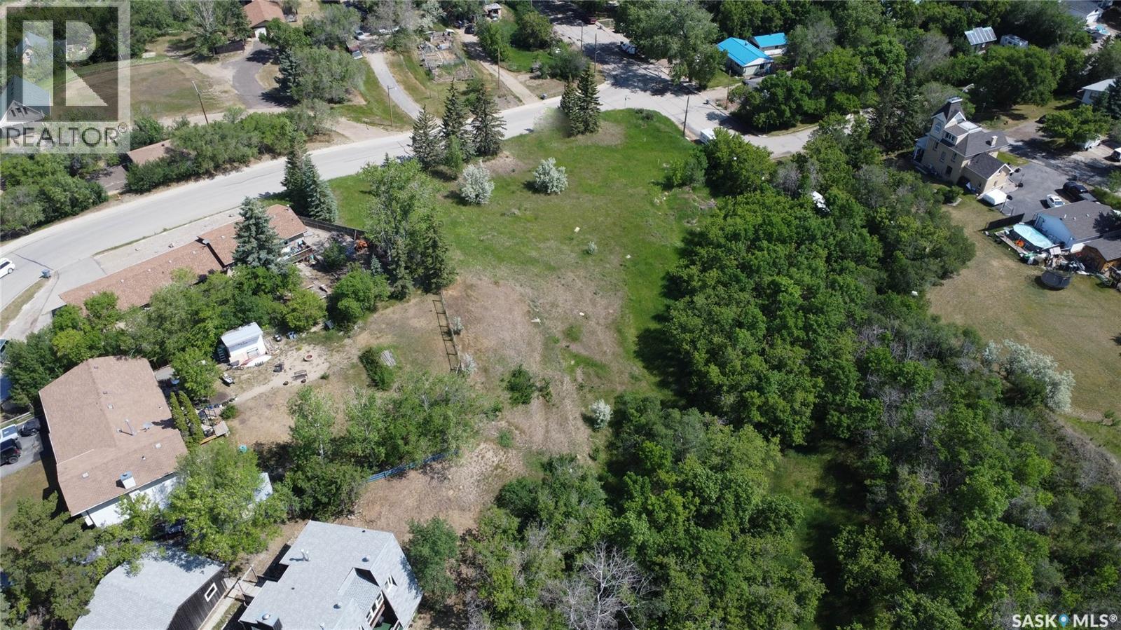 325 James Street S, Lumsden, Saskatchewan  S0G 3C0 - Photo 4 - SK039464