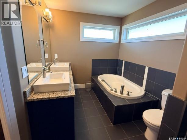 242 Pohorecky Street, Saskatoon, Saskatchewan  S7W 0J3 - Photo 12 - SK039420