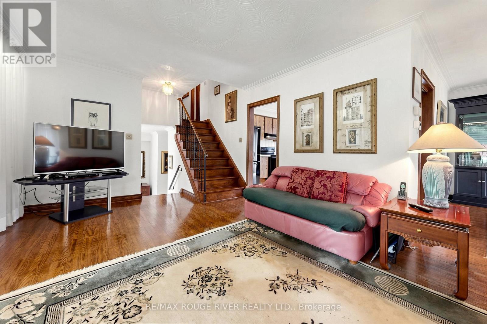 2 Faversham Crescent, Toronto, Ontario  M9C 3X4 - Photo 8 - W13447246