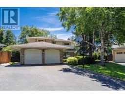 304 OAKWOOD COURT, Burlington, Ontario