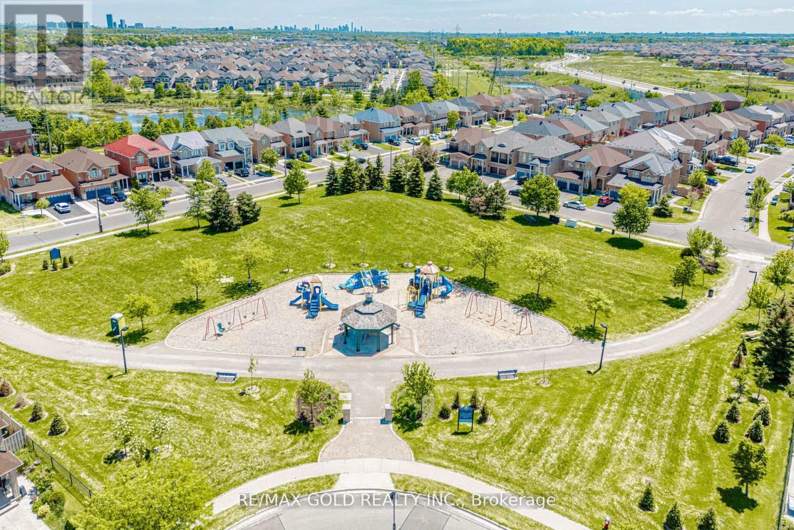 48 Sugarberry Drive, Brampton, Ontario  L6X 0K2 - Photo 44 - W13447308
