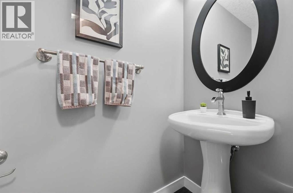64 Panton Heights Nw, Calgary, Alberta  T3K 0W3 - Photo 16 - A2317353