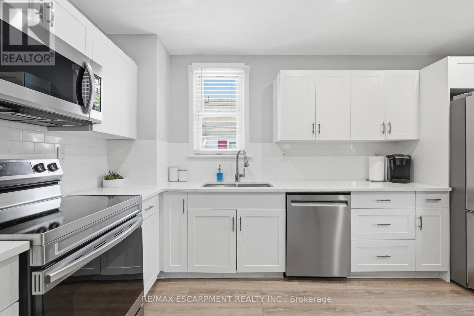 757 Burgess Avenue, Hamilton, Ontario  L8H 6J5 - Photo 9 - X13447302
