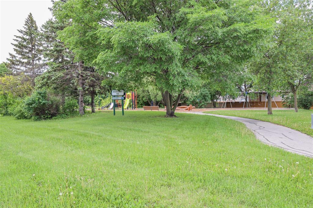 121 Bernadine Crescent, Winnipeg, Manitoba  R2Y 0A9 - Photo 33 - 202613623