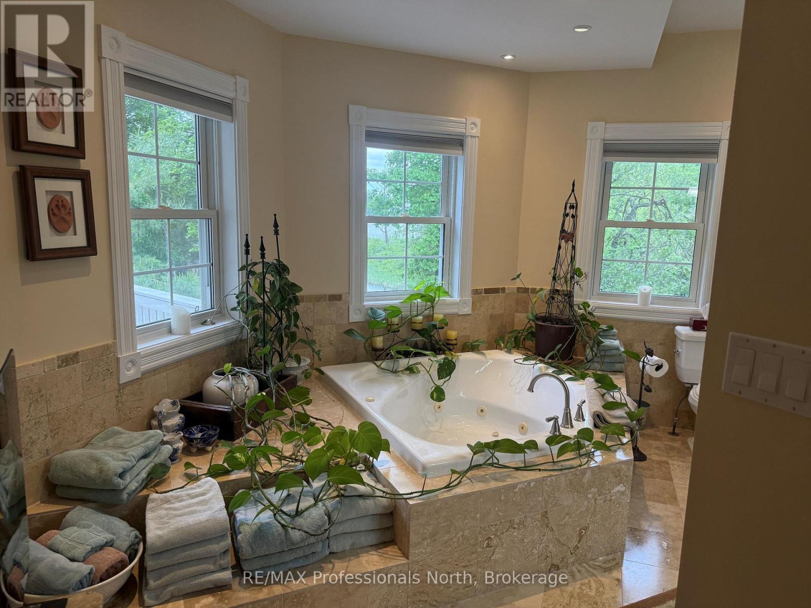 22 Knowles Crescent E, Seguin, Ontario  P0C 1J0 - Photo 25 - X13439748