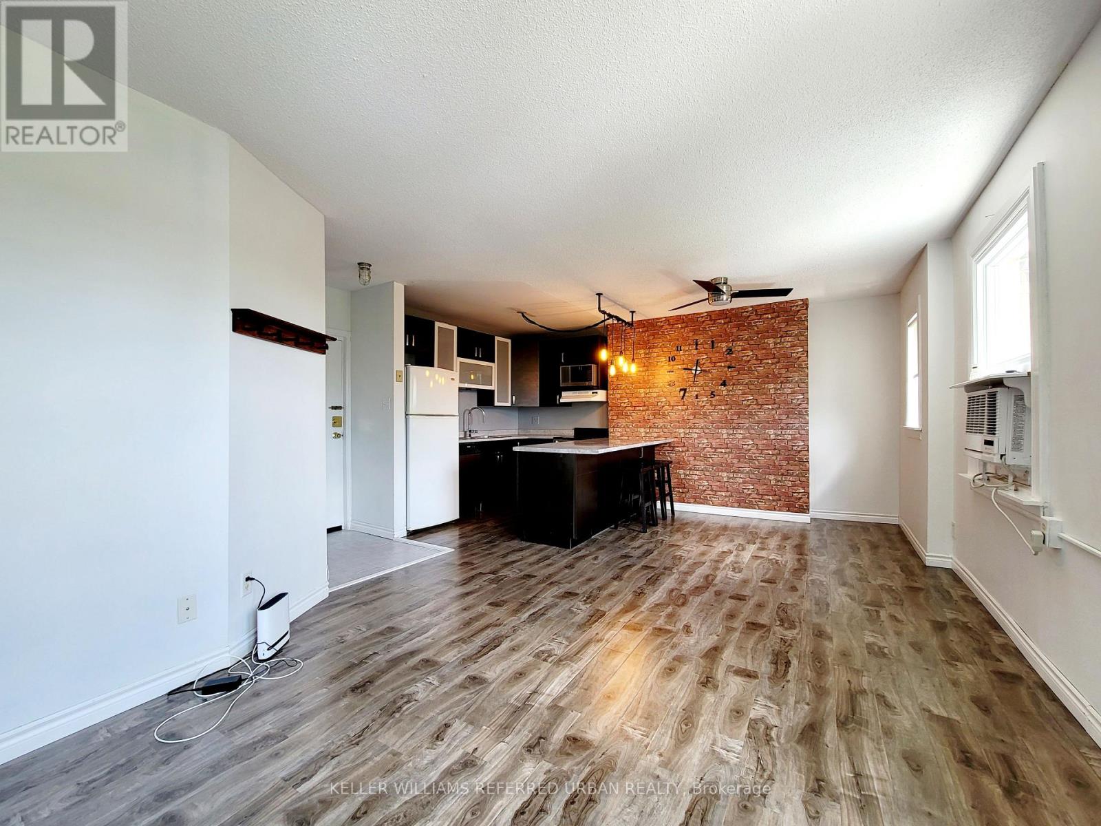 407 - 114 Vaughan Road, Toronto, Ontario  M6C 2M1 - Photo 1 - C13446884