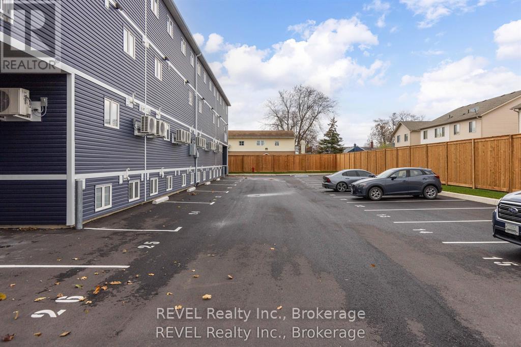 35 Southworth Street N, Welland, Ontario  L3B 1X8 - Photo 12 - X13447544