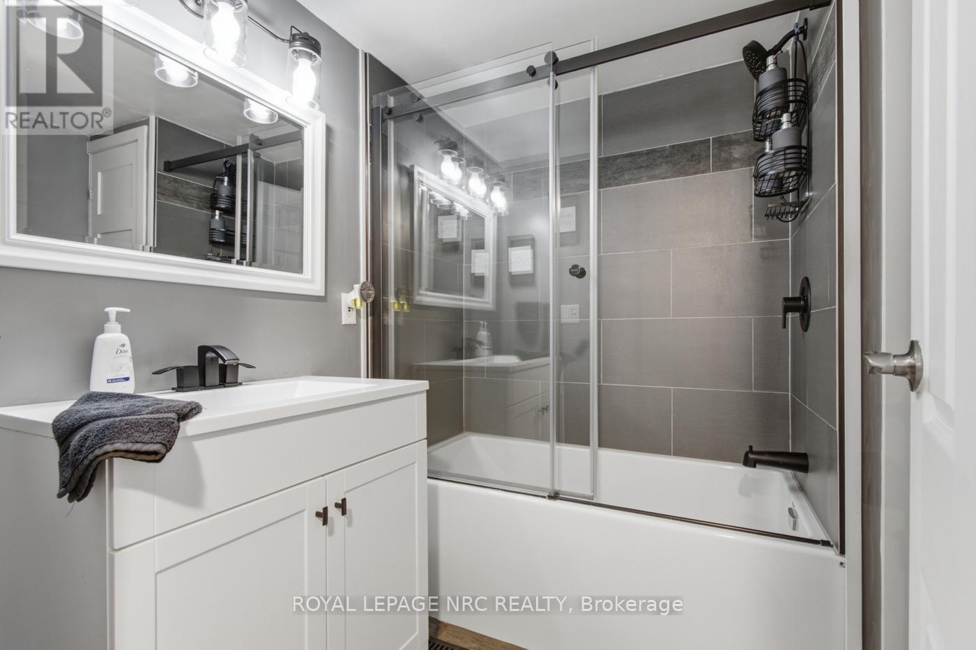 150 Mathews Road S, Fort Erie, Ontario  L0S 1R0 - Photo 19 - X13447560