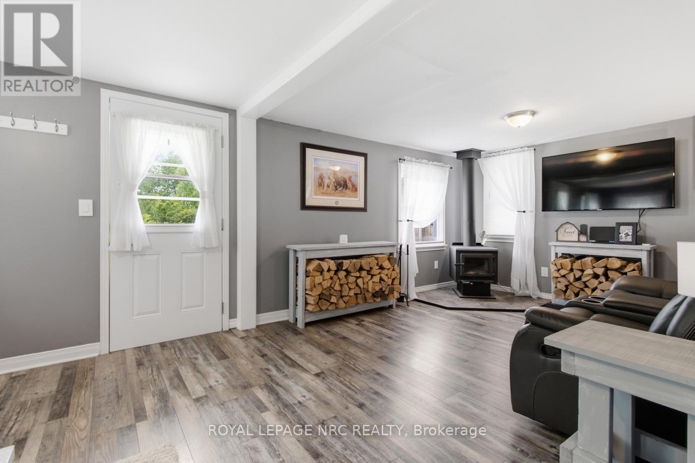 150 Mathews Road S, Fort Erie, Ontario  L0S 1R0 - Photo 6 - X13447560