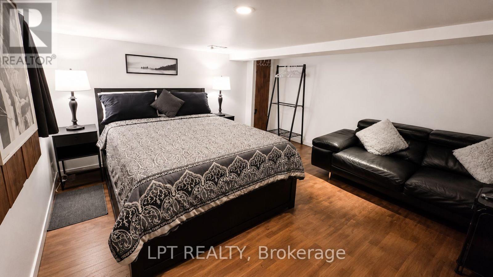 1314 Dupont Street, Toronto, Ontario  M6H 2A7 - Photo 11 - W13443074
