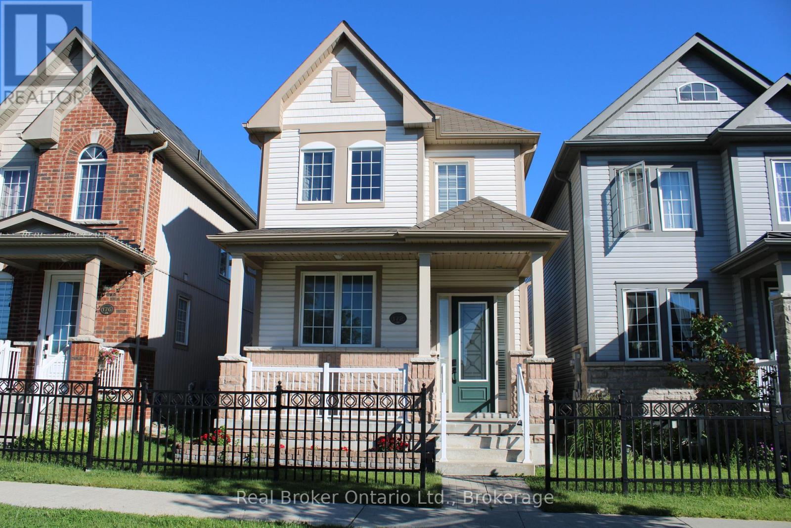 172 Mcbride Avenue, Clarington, Ontario  L1C 0J4 - Photo 1 - E13447562