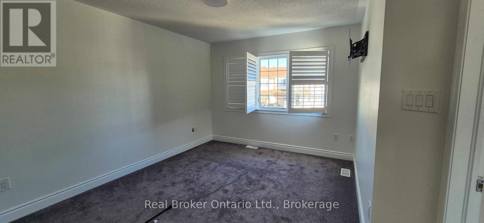 172 Mcbride Avenue, Clarington, Ontario  L1C 0J4 - Photo 6 - E13447562