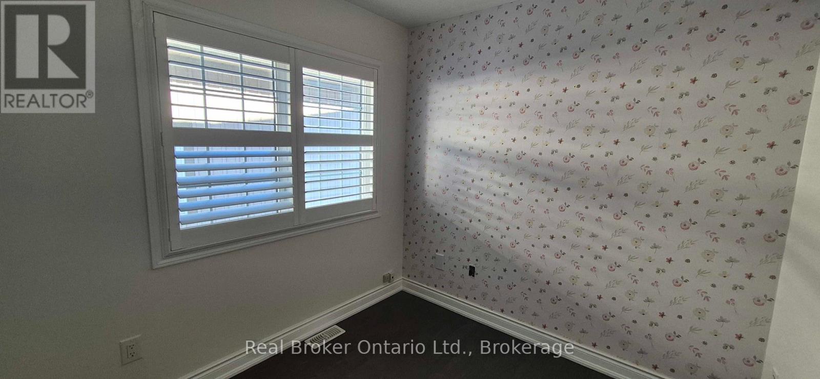 172 Mcbride Avenue, Clarington, Ontario  L1C 0J4 - Photo 9 - E13447562