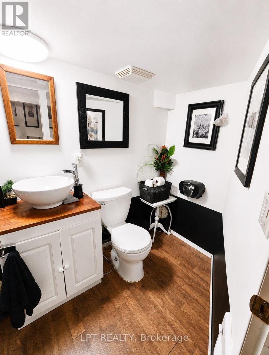 1314 Dupont Street, Toronto, Ontario  M6H 2A7 - Photo 19 - W13443074