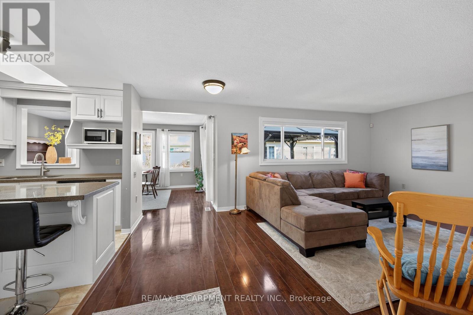 232 Silverbirch Boulevard, Hamilton, Ontario  L0R 1W0 - Photo 5 - X13008720