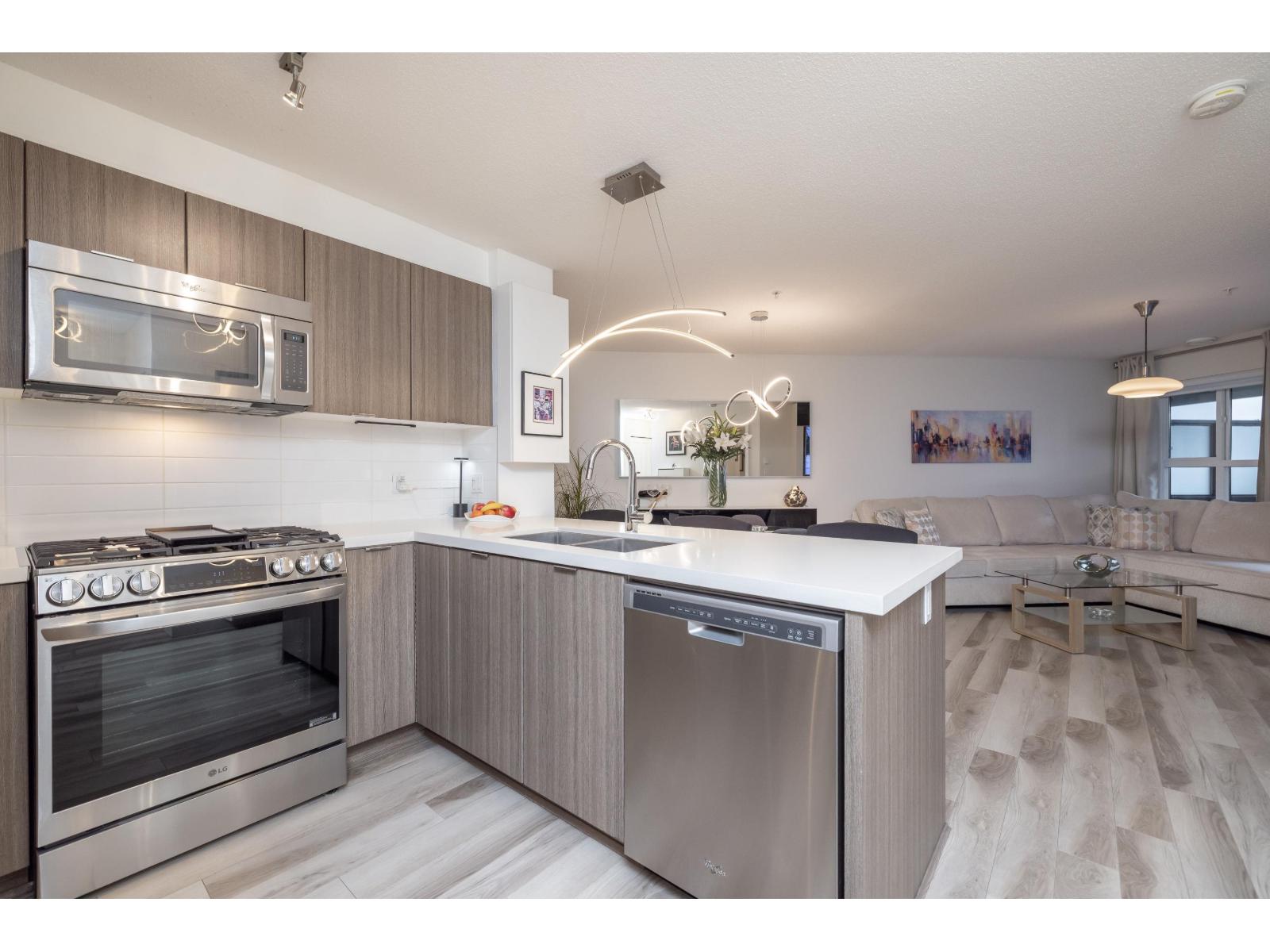314 3323 151 Street, Surrey, British Columbia  V3Z 0L3 - Photo 3 - R3090978