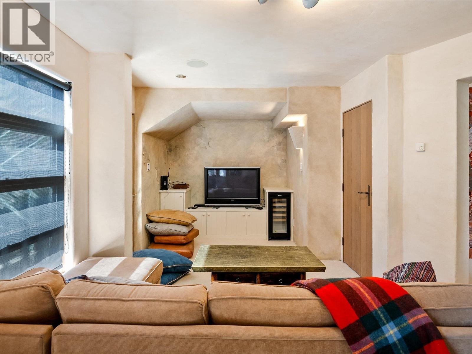 3359 Osprey Place, Whistler, British Columbia  V8E 0B8 - Photo 27 - R3071671