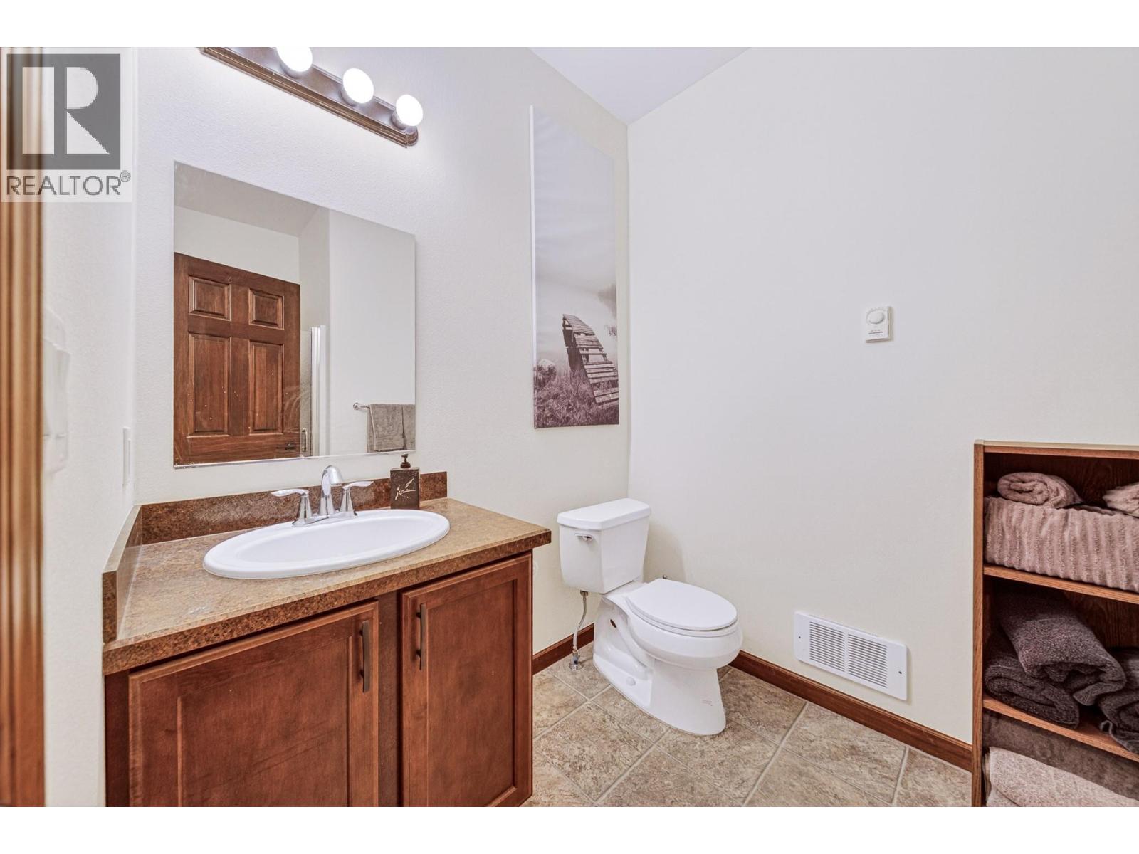 1695 Koocanusa Lake Drive, Lake Koocanusa, British Columbia  V0B 1T5 - Photo 29 - 10390910