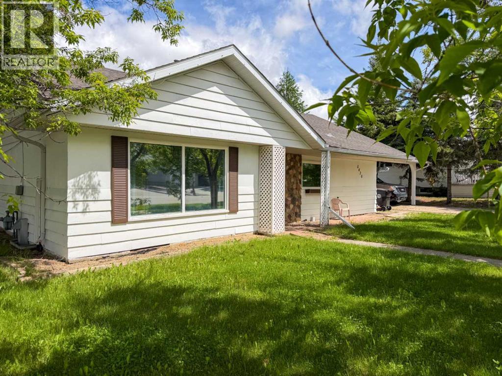 5420 Gravel Avenue, Donnelly, Alberta  T0H 1G0 - Photo 2 - A2273668