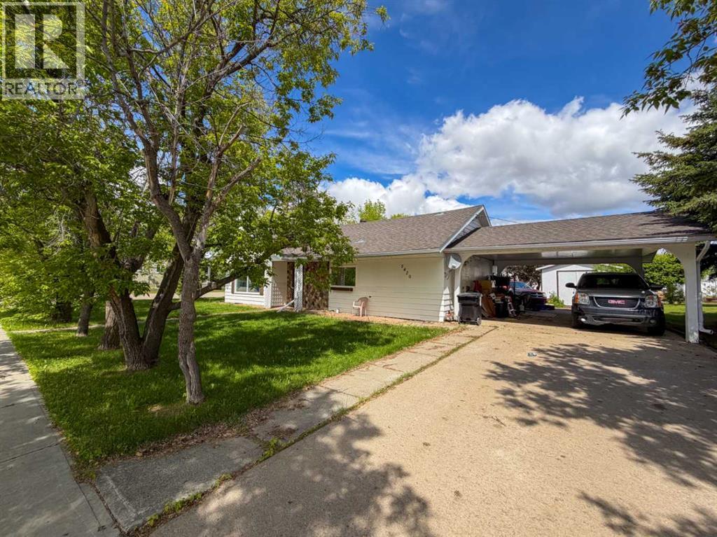 5420 Gravel Avenue, Donnelly, Alberta  T0H 1G0 - Photo 3 - A2273668