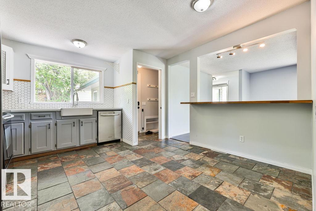 91 Main Bv, Sherwood Park, Alberta  T8H 2H1 - Photo 13 - E4493803