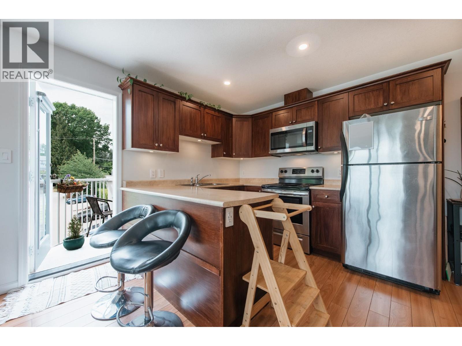 301 624 Shaw Road, Gibsons, British Columbia  V0N 1V8 - Photo 4 - R3133062