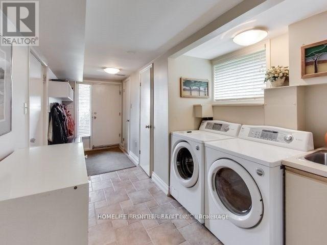 201 Lord Seaton Road, Toronto, Ontario  M2P 1L1 - Photo 18 - C13447408