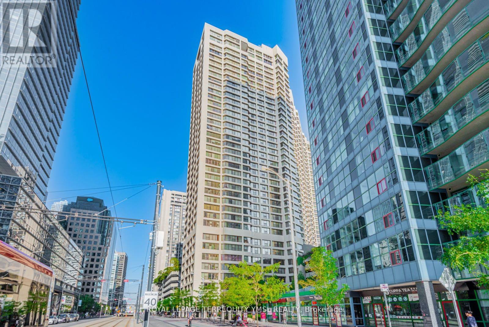 814 - 55 HARBOUR SQUARE, Toronto, Ontario
