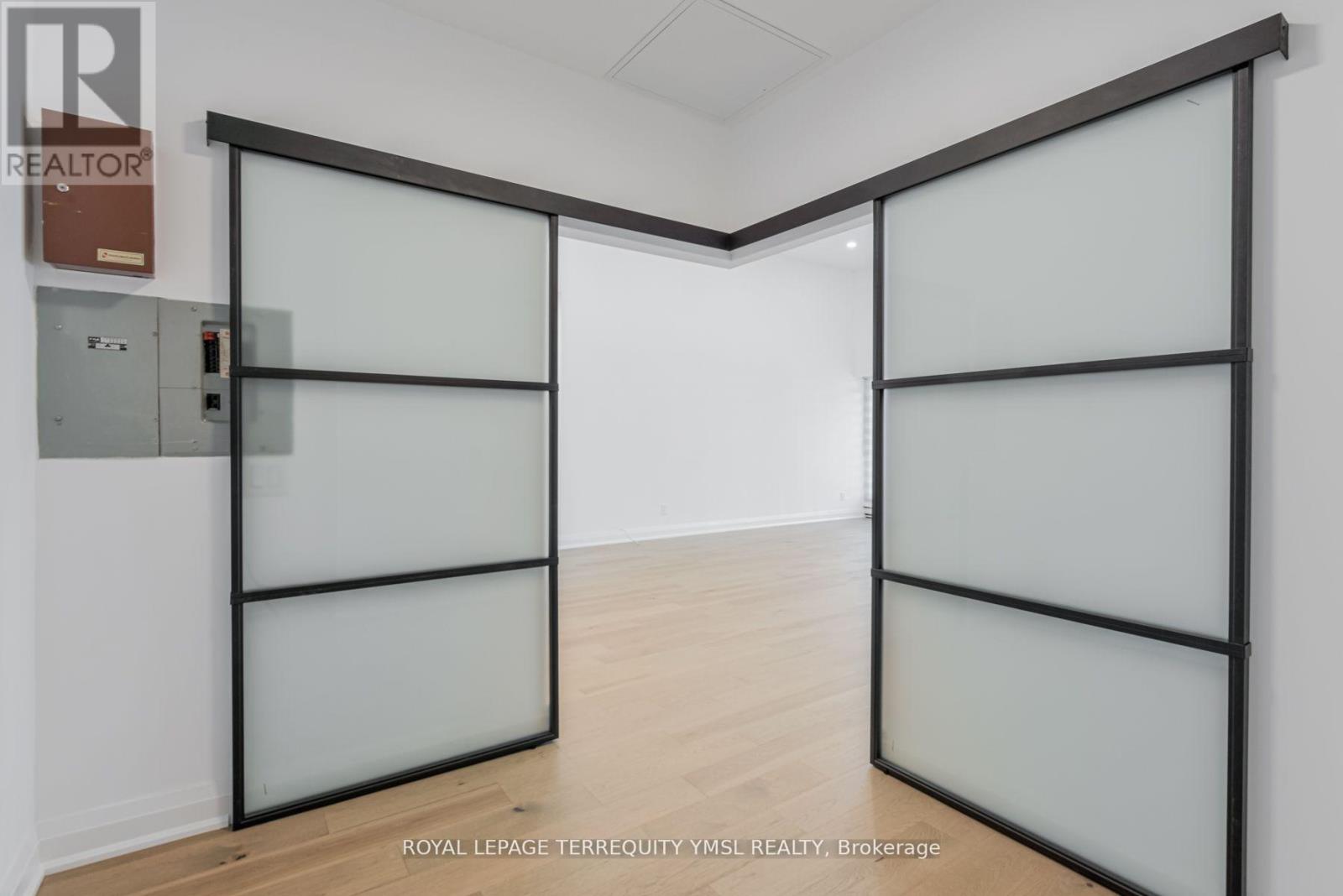 814 - 55 Harbour Square, Toronto, Ontario  M5J 2S2 - Photo 15 - C13447530