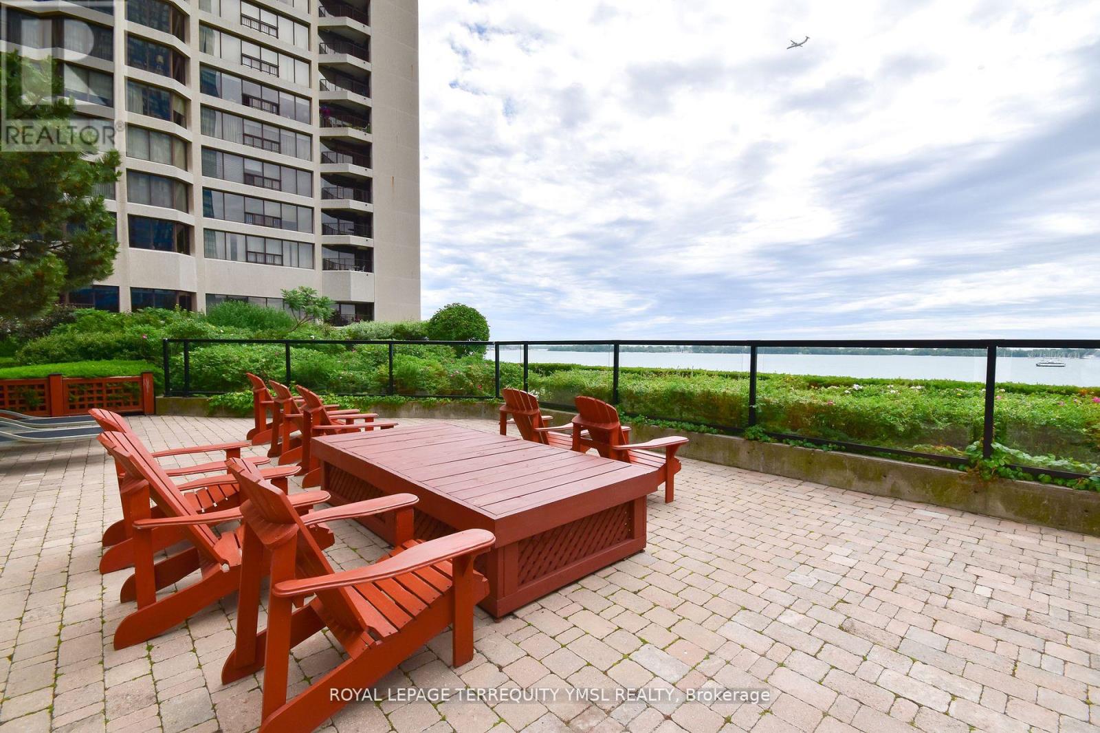814 - 55 Harbour Square, Toronto, Ontario  M5J 2S2 - Photo 32 - C13447530