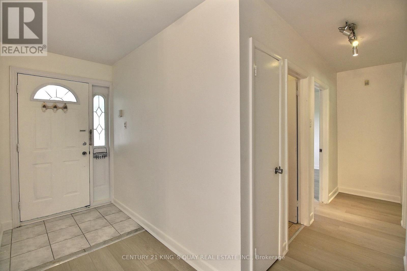 29 Tangmere Road, Toronto, Ontario  M3B 2N2 - Photo 16 - C13447540