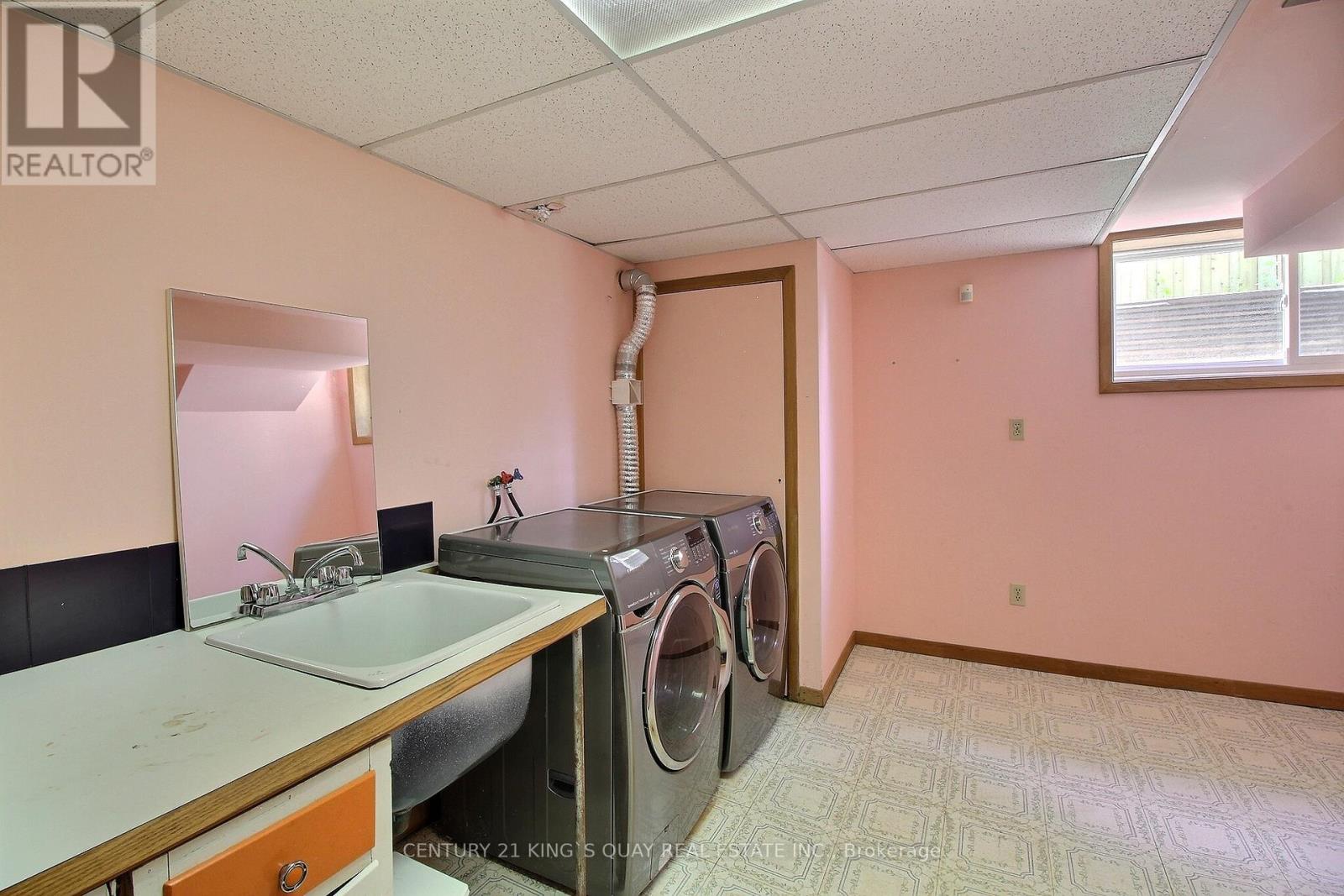 29 Tangmere Road, Toronto, Ontario  M3B 2N2 - Photo 19 - C13447540