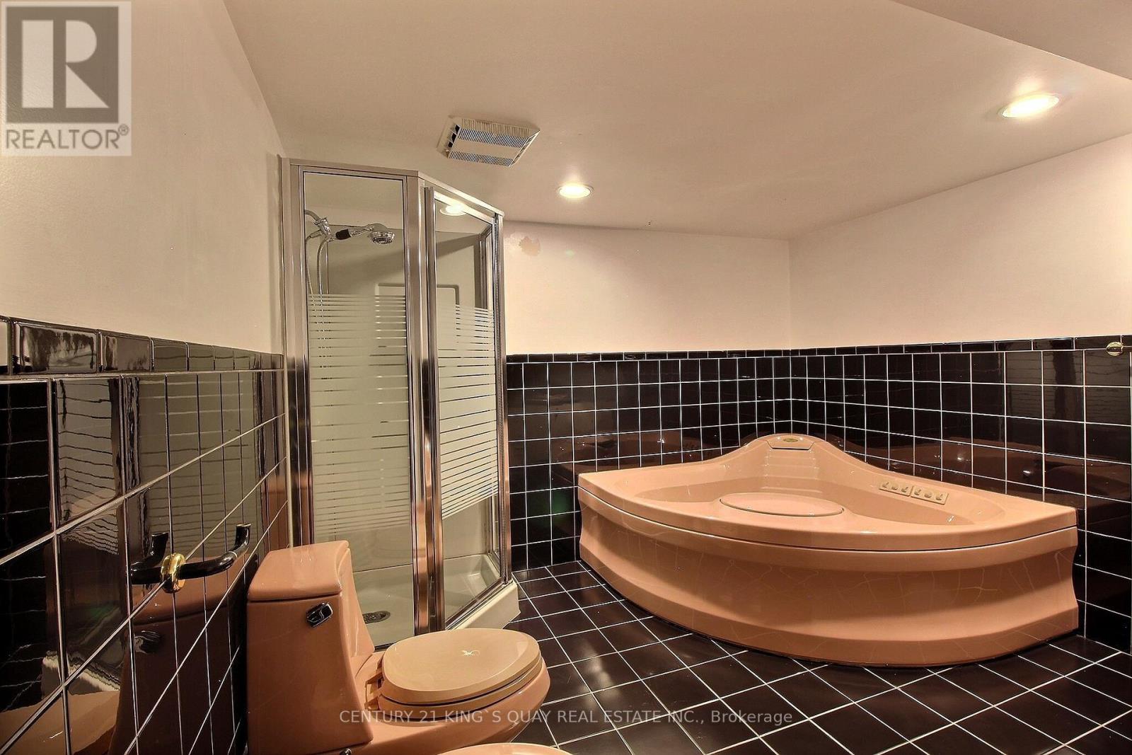 29 Tangmere Road, Toronto, Ontario  M3B 2N2 - Photo 21 - C13447540