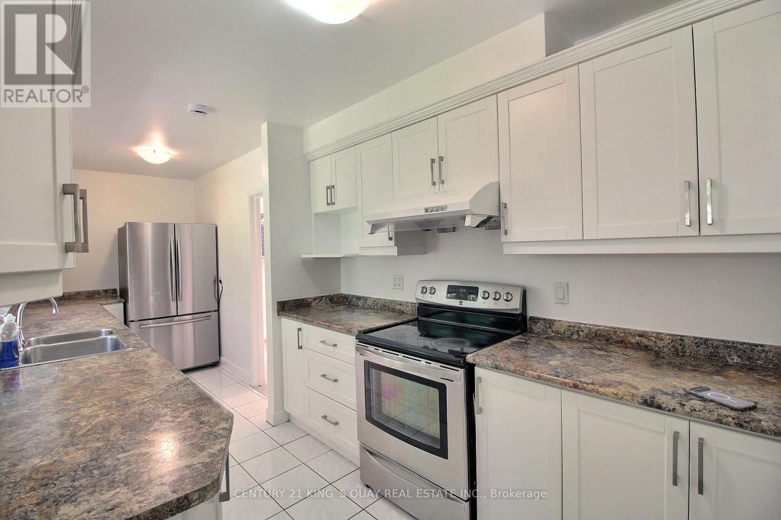 29 Tangmere Road, Toronto, Ontario  M3B 2N2 - Photo 5 - C13447540