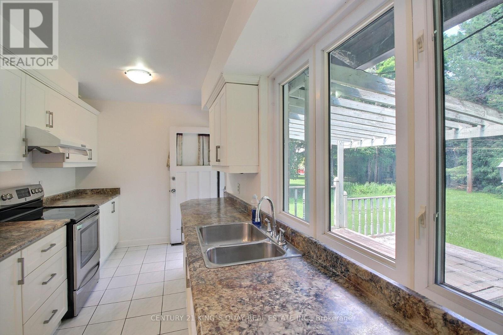 29 Tangmere Road, Toronto, Ontario  M3B 2N2 - Photo 7 - C13447540