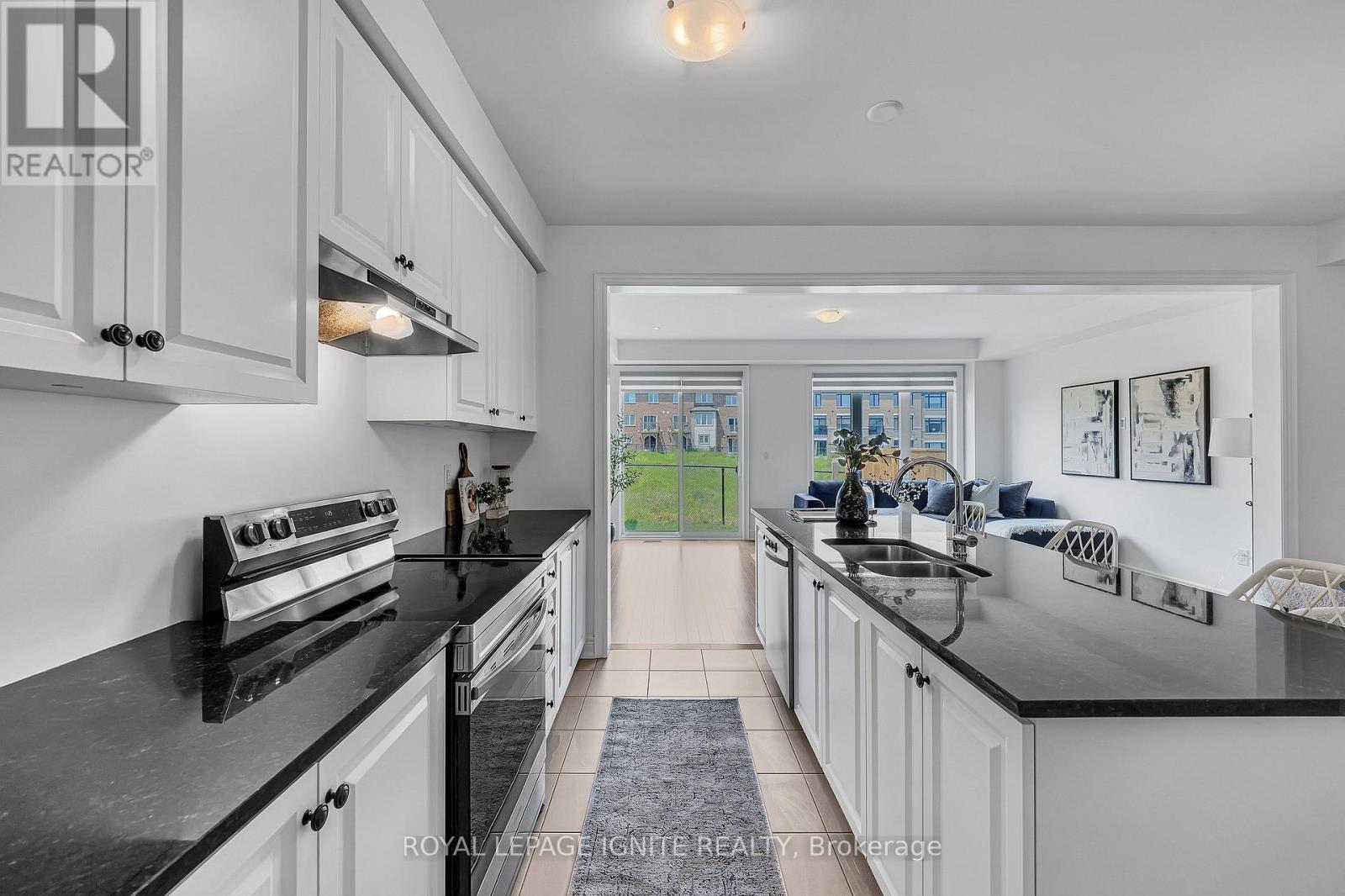 1040 Skyridge Boulevard, Pickering, Ontario  L1X 0G5 - Photo 19 - E13447574