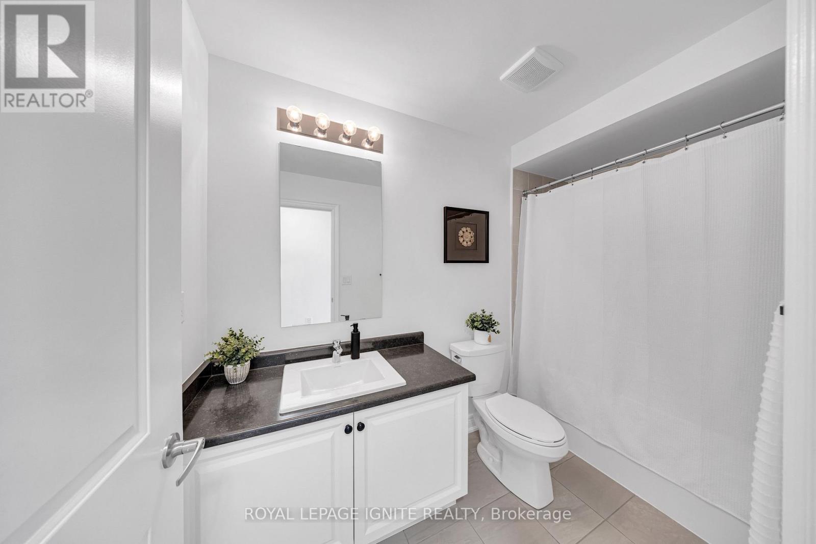 1040 Skyridge Boulevard, Pickering, Ontario  L1X 0G5 - Photo 25 - E13447574