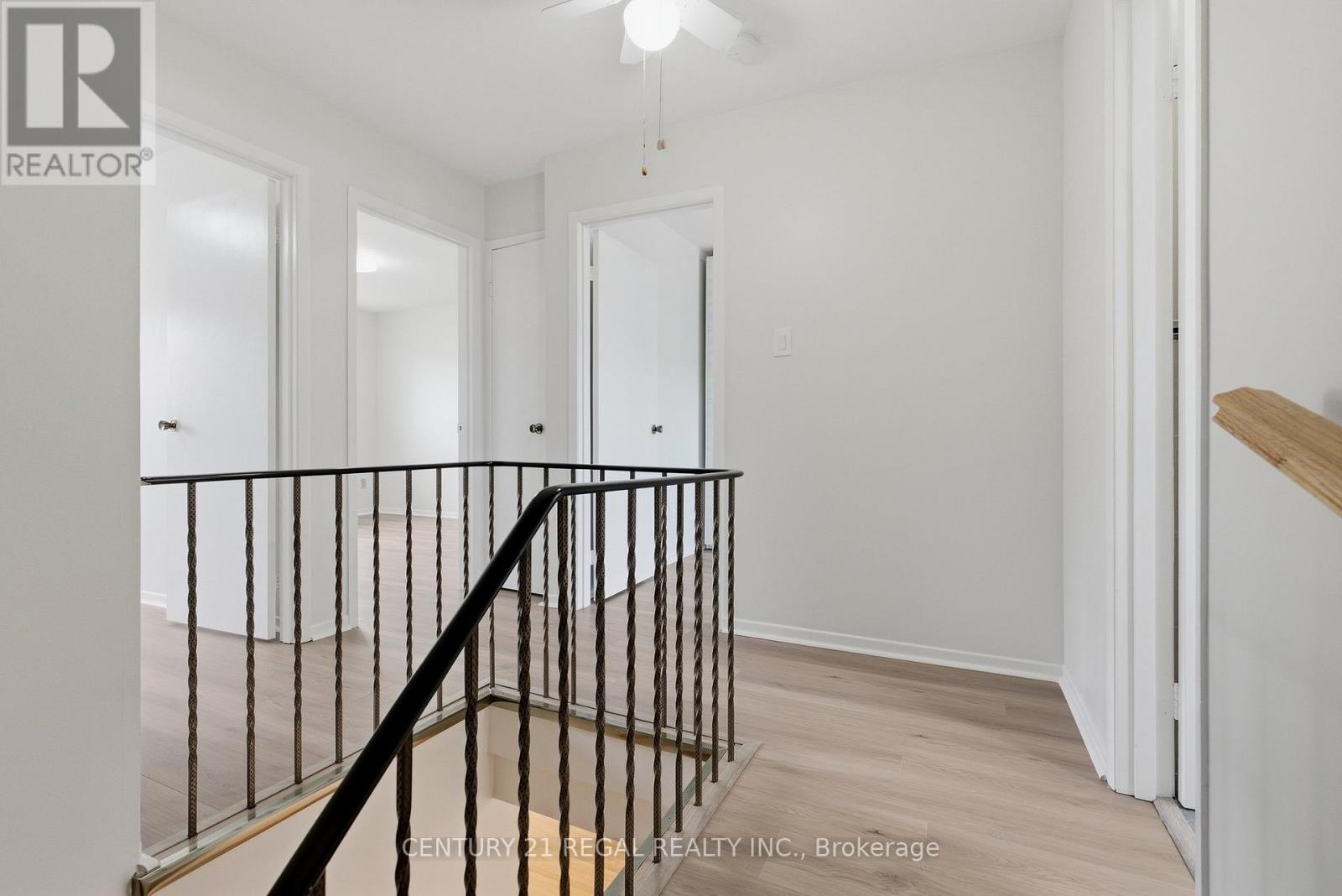 28 Newdawn Crescent, Toronto, Ontario  M1V 1J9 - Photo 19 - E13447626