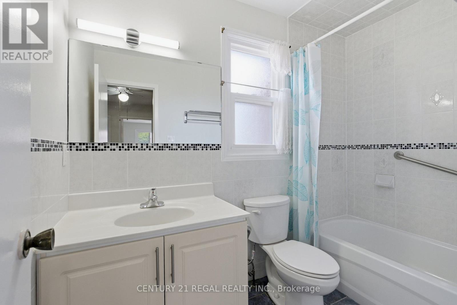 28 Newdawn Crescent, Toronto, Ontario  M1V 1J9 - Photo 27 - E13447626