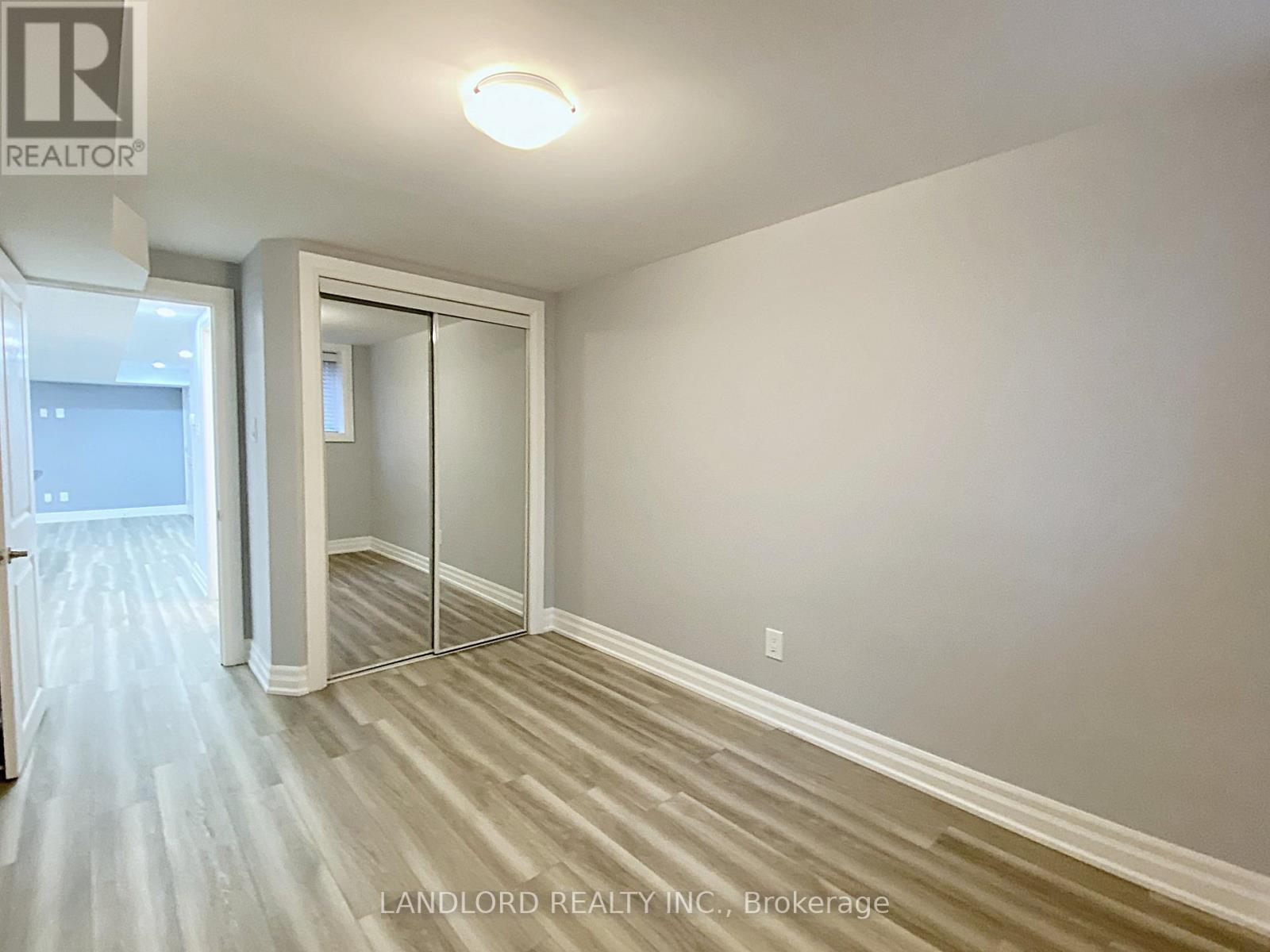 Bsmt - 1001 Cosburn Avenue, Toronto (Woodbine-Lumsden), Ontario  M4C 2W8 - Photo 16 - E13447634