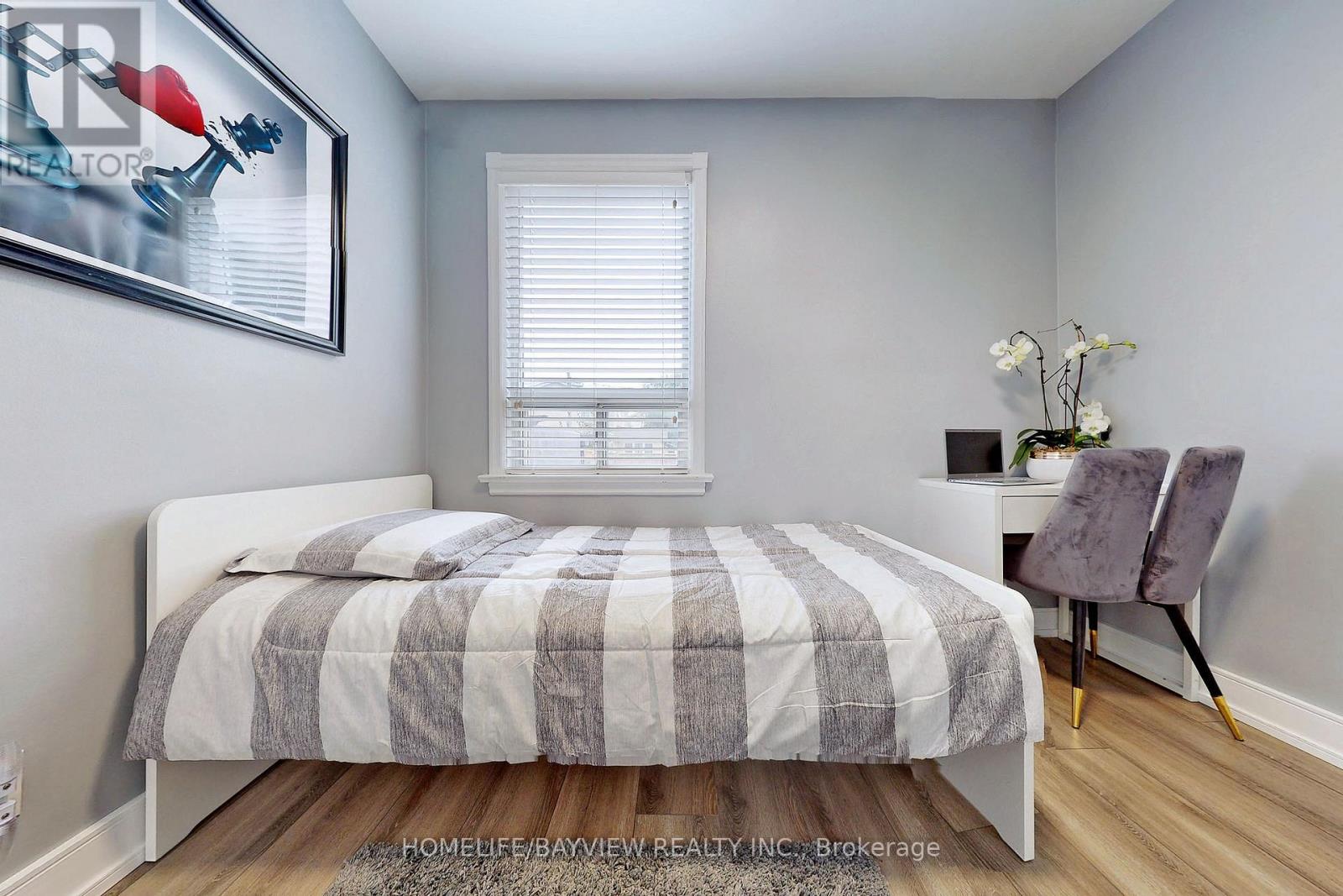 53 Tiago Avenue, Toronto, Ontario  M4B 2A2 - Photo 17 - E13447638