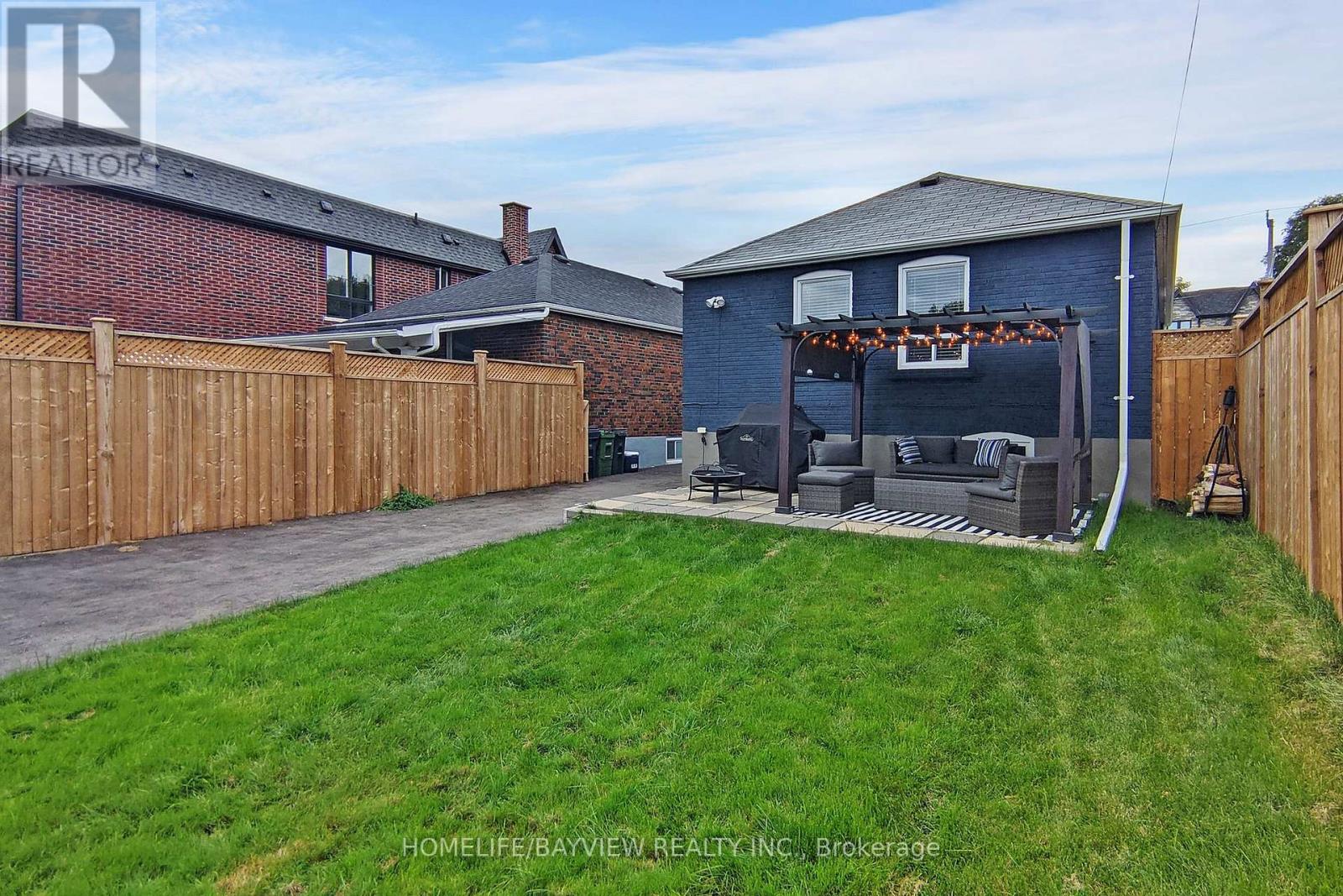 53 Tiago Avenue, Toronto, Ontario  M4B 2A2 - Photo 28 - E13447638