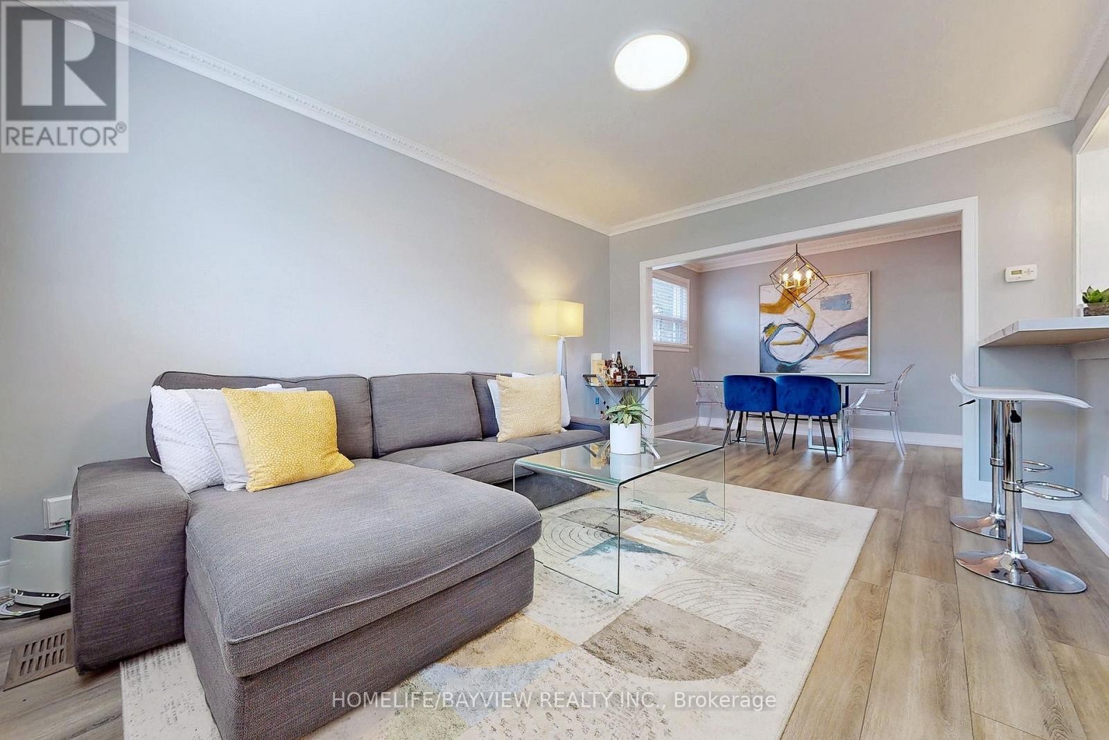 53 Tiago Avenue, Toronto, Ontario  M4B 2A2 - Photo 7 - E13447638