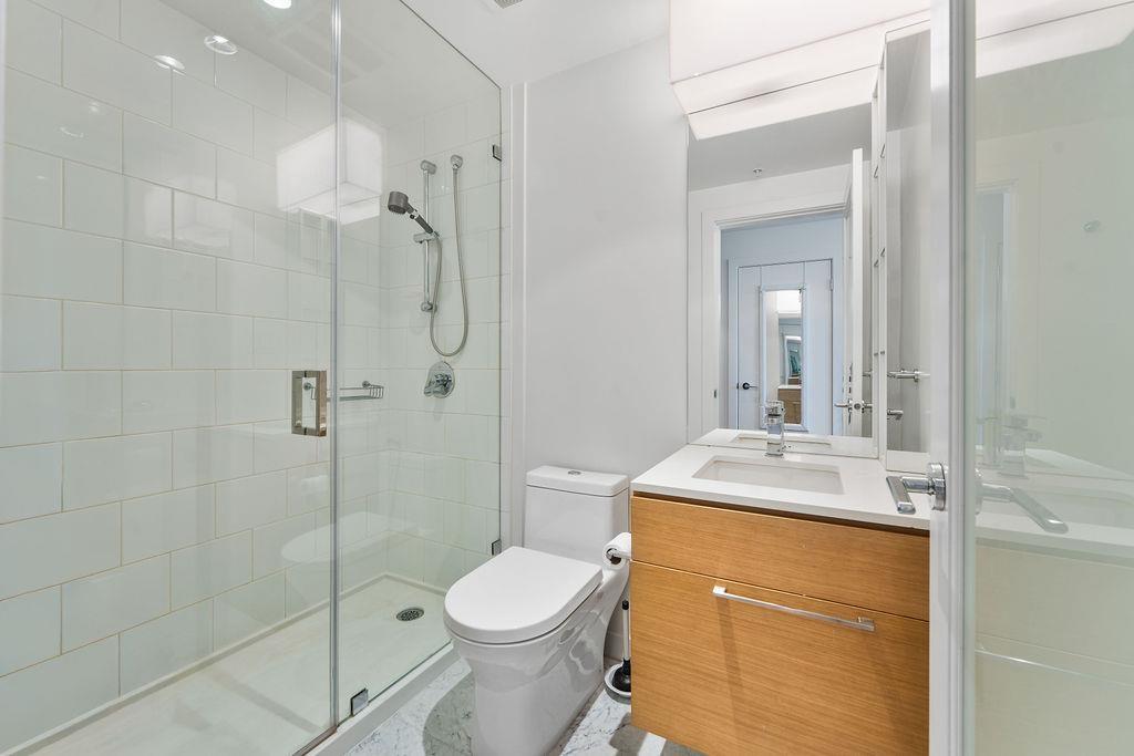 605 13438 Central Avenue, Surrey, British Columbia  V3T 0N2 - Photo 6 - R3136024