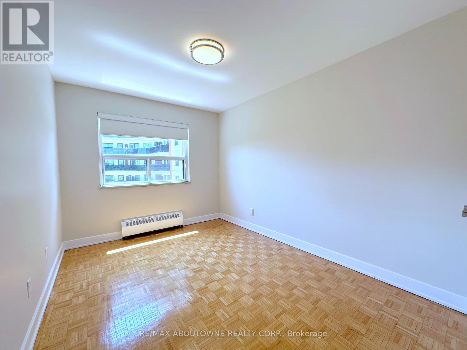 504 - 135 Allan Street, Oakville, Ontario  L6J 3N4 - Photo 9 - W13259440