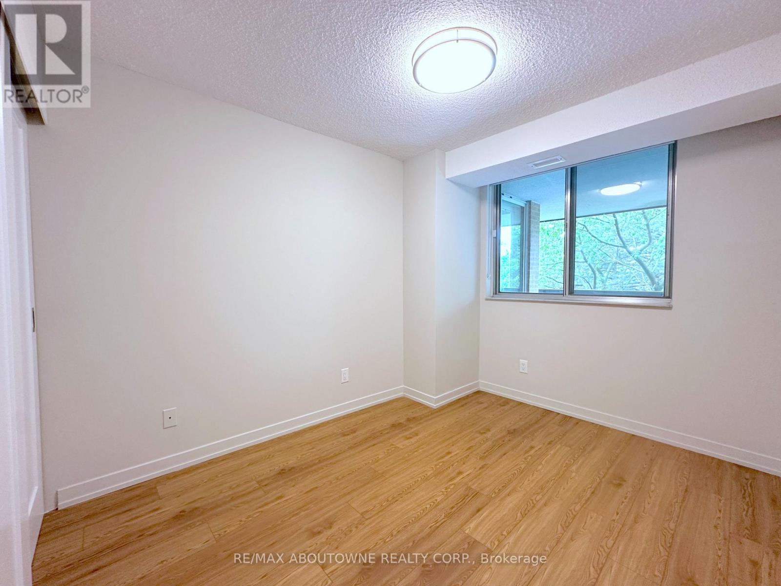 301 - 165 La Rose Avenue, Toronto, Ontario  M9P 3S9 - Photo 10 - W13431048