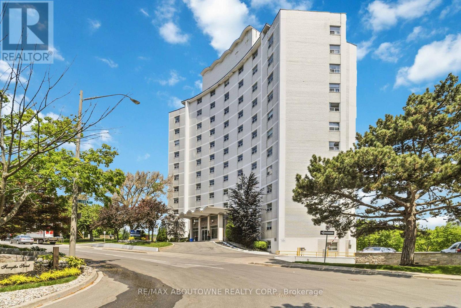 1201 - 125 FORSYTHE STREET, Oakville, Ontario