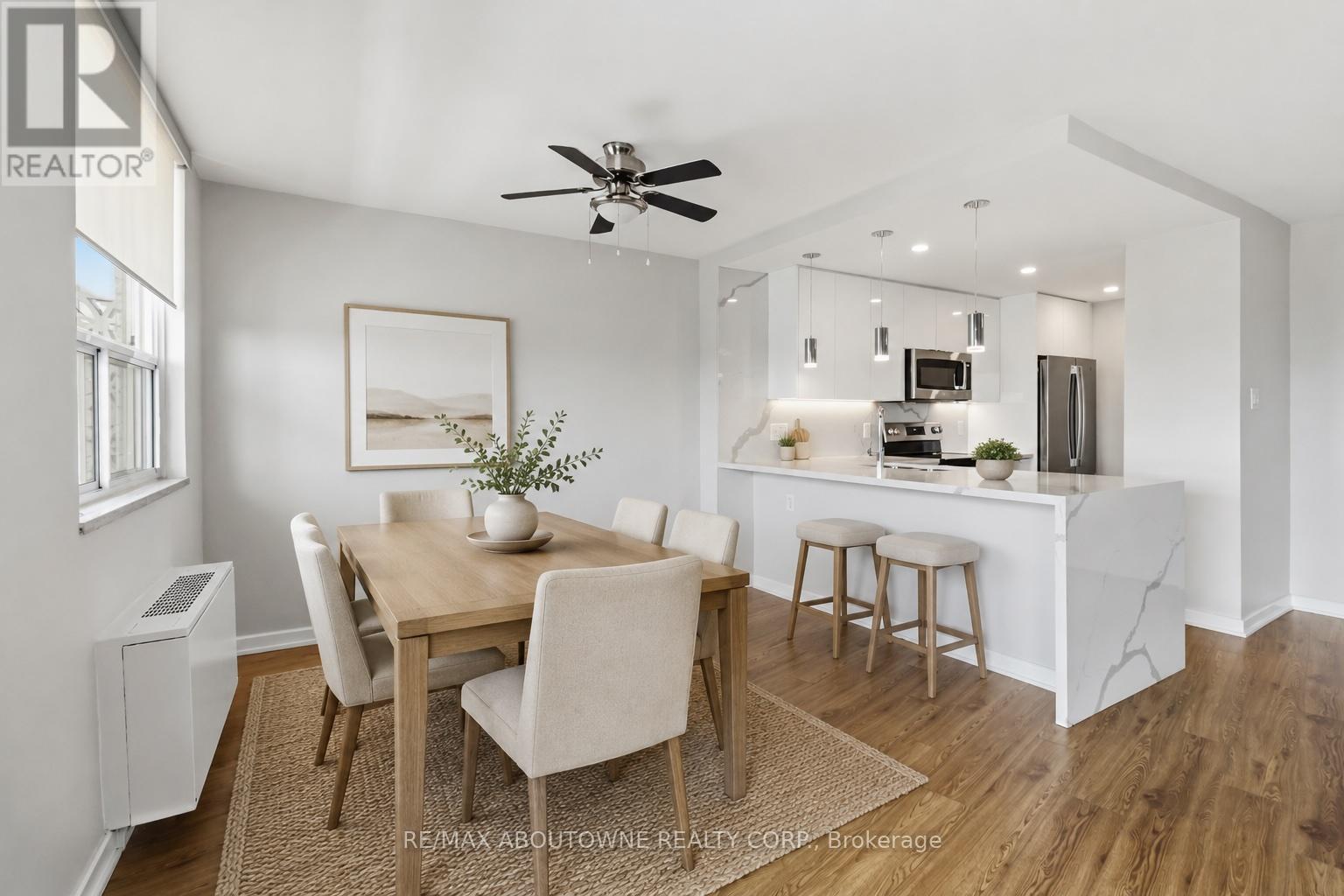 1201 - 125 Forsythe Street, Oakville, Ontario  L6K 3K1 - Photo 6 - W13417076