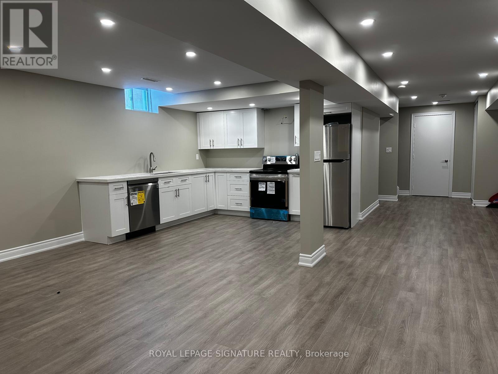 181 Glenforest Drive, Vaughan, Ontario L4J 8K4 - Photo 2 - N13447516